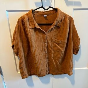 old navy short sleeve button down mustard large
